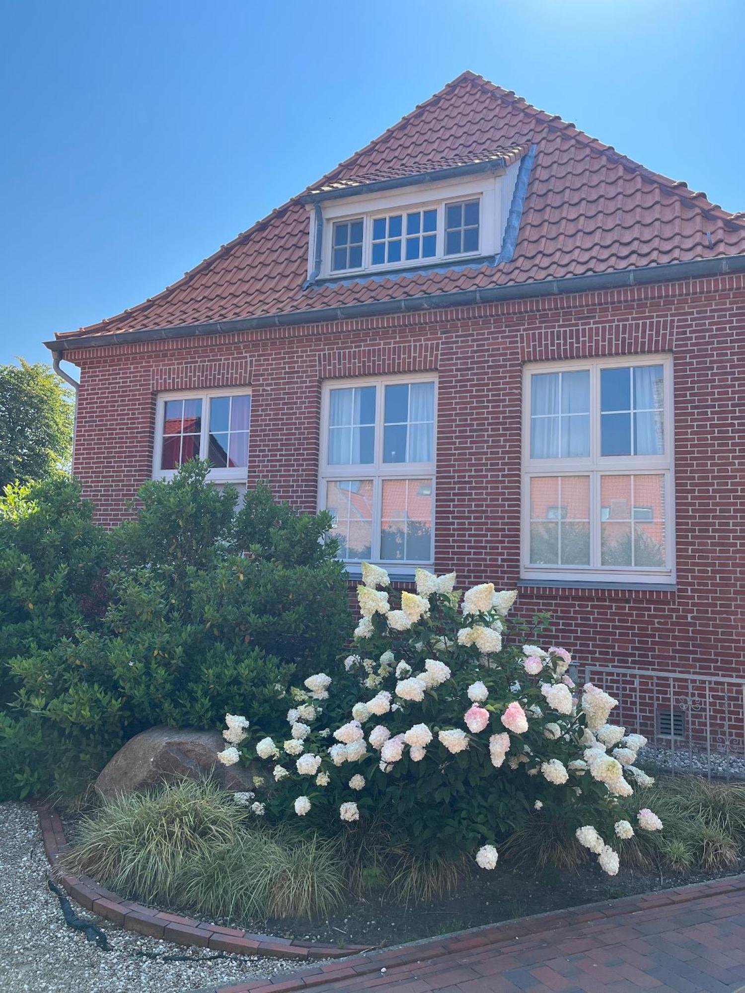 Ferienwohnung Alte Schule Krummhörn Exterior foto