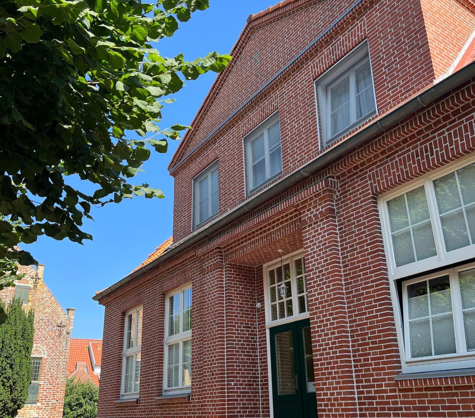 Ferienwohnung Alte Schule Krummhörn Exterior foto